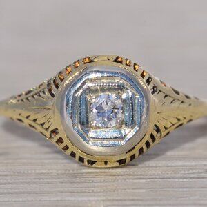 Art Deco Natural Diamond Engagement Ring in Yellow Gold